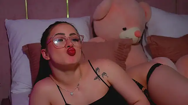 Chat XXX Live LucyLextonX