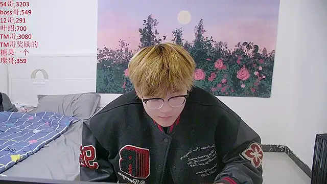 KK-cuteboyのウェブカメラショー