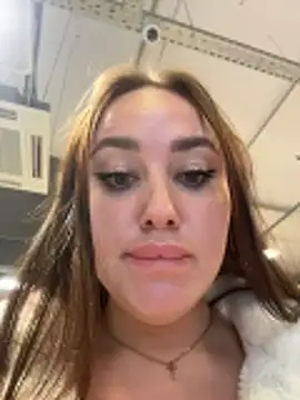 Chat XXX Live KiraSunshine