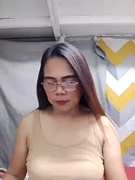 erma_joy's Live XXX Chat