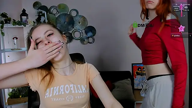 rebecca_smile élő XXX-chatje