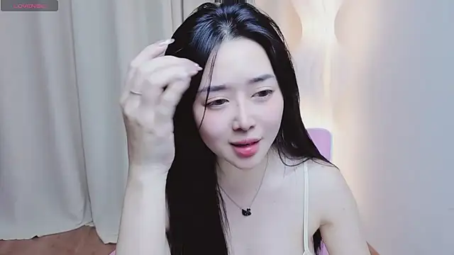 Miu-999 Chat XXX in diretta