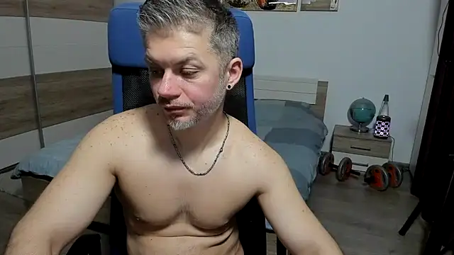 แชท XXX สดของ RobbyShawz