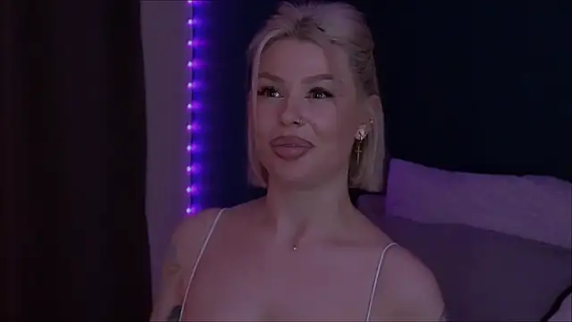 Sasha_MasonのライブXXXチャット