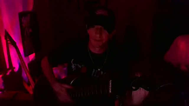 Pokazy przed kamerką – LEVIATHANX666