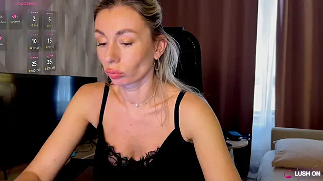 DannaEvan live XXX chat