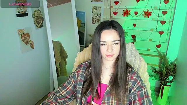 Bella_XO 即時 XXX 聊天