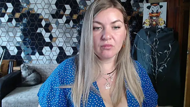 NikaSkylink 即時 XXX 聊天