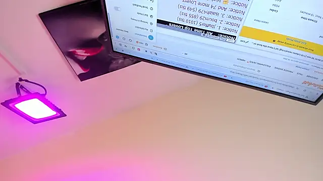 Chat +18 de SweetAlana16 ao vivo