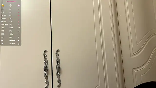 ayanovae webcam show