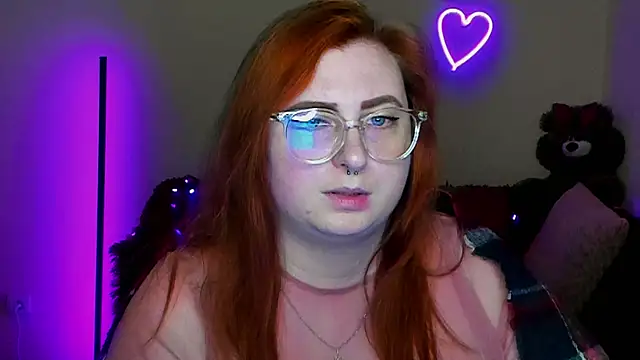 Alicia_love00 Adlı Modelin Canlı XXX Sohbeti