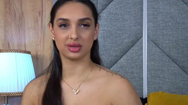 Kimberlymav 现场XXX聊天