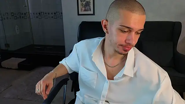 KaydenDrew 即時 XXX 聊天