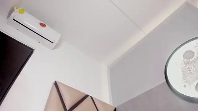 venus-03 live XXX chat