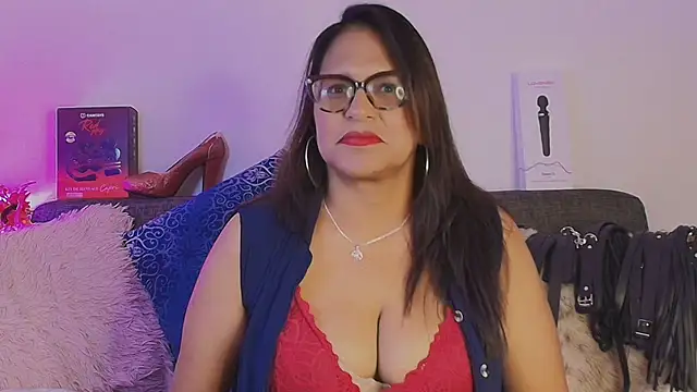 XXX chat uživo modela Angela_mature49