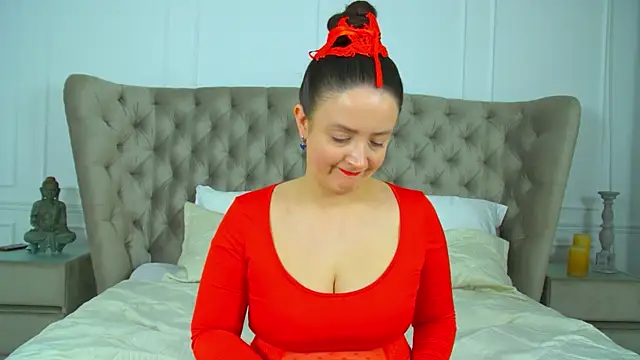 Chat XXX en directo de ElinaBellucci