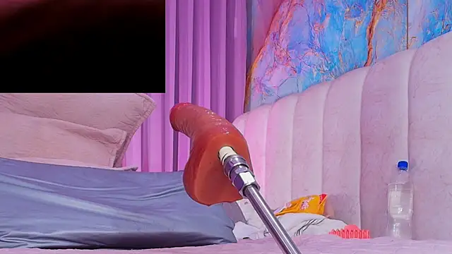 Chat +18 de britanyy_ ao vivo