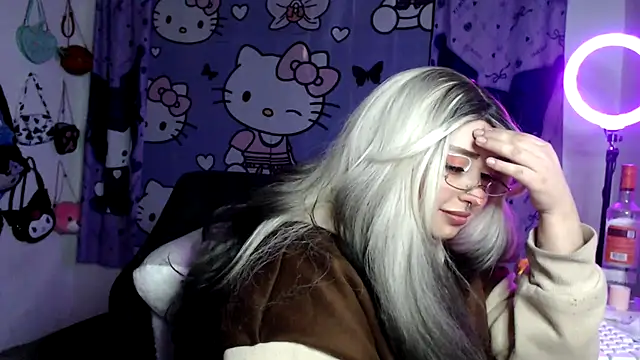 lussyevans24's Live XXX Chat