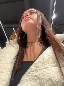 KiraSunshineのライブXXXチャット