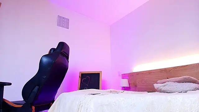 Alexander_Ammy Adlı Modelin Canlı XXX Sohbeti