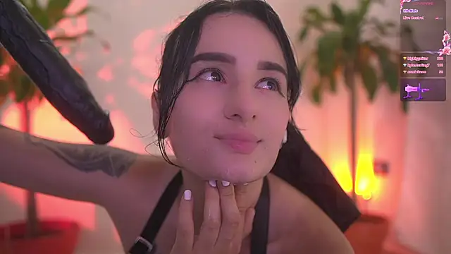 XXX chat uživo modela Sisirojas