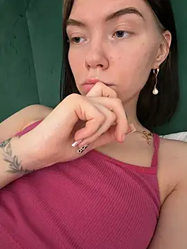 Lisaaa_Alisa's Live XXX Chat