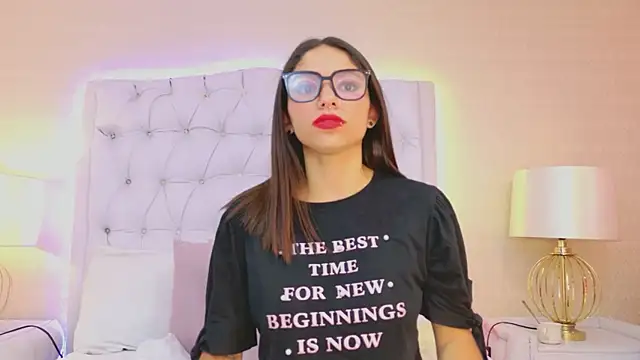 دردشة HazelMoret الجنسية المباشرة