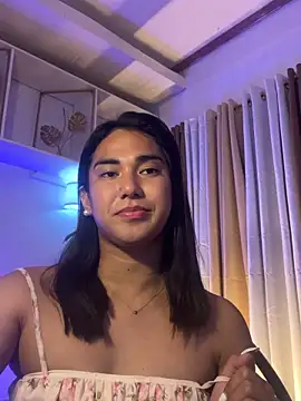 Chat XXX en directo de magnificent_kitana