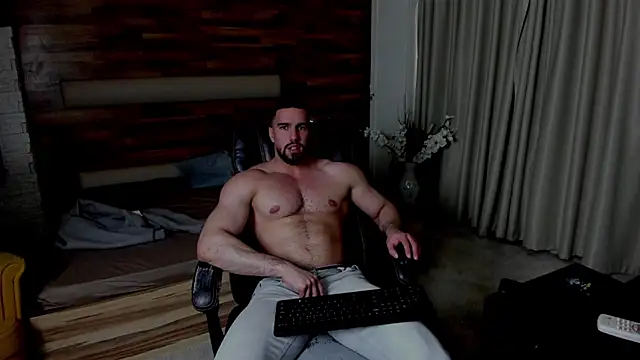 Chat XXX en directo de IvanHydee