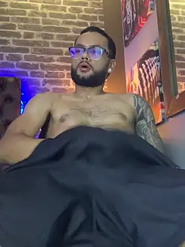 KyleJoss30 webcam show