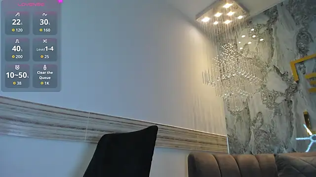 Chat +18 de Sophi_Johnson ao vivo