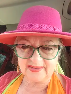 Chat +18 de Hot-Muci ao vivo