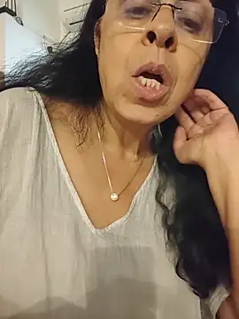 Chat XXX en directo de NakedMILFx