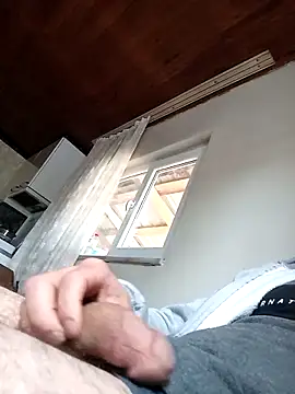 Yaramaz331 élő XXX-chatje