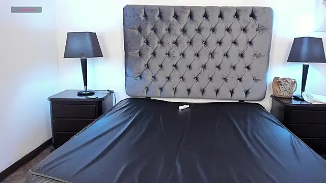 Živý XXX chat Kiri_Black_