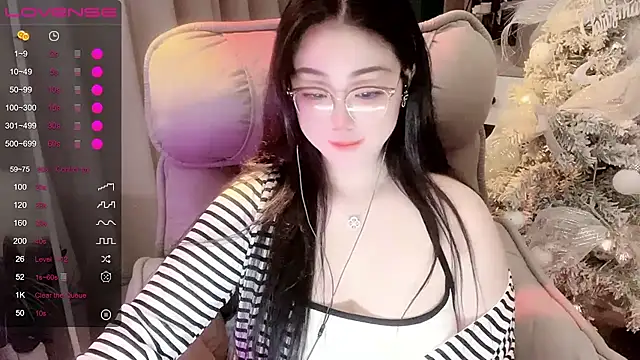 Chatroom XXX en direct de Monica-666888-