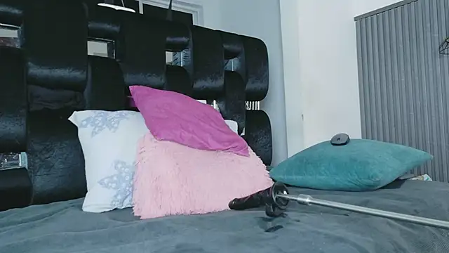 Sembang XXX Secara Langsung levana1