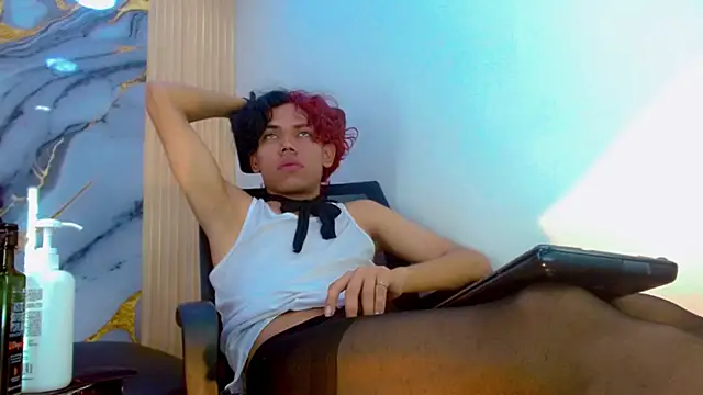 XXX chat uživo modela DaviidBuckx_