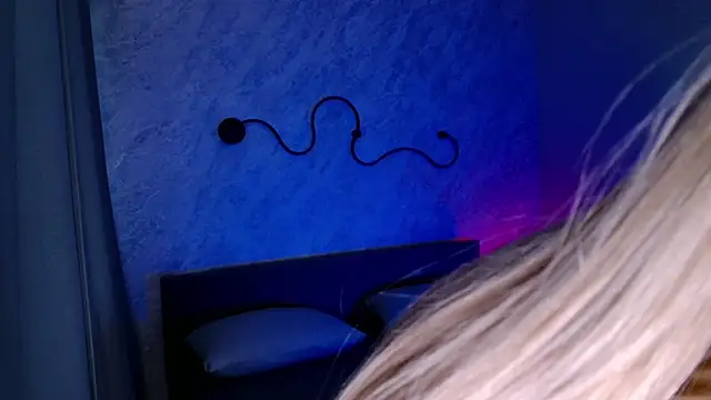 LulyDOLL 即時 XXX 聊天