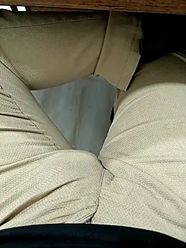 XXX chat uživo modela Yaman_33