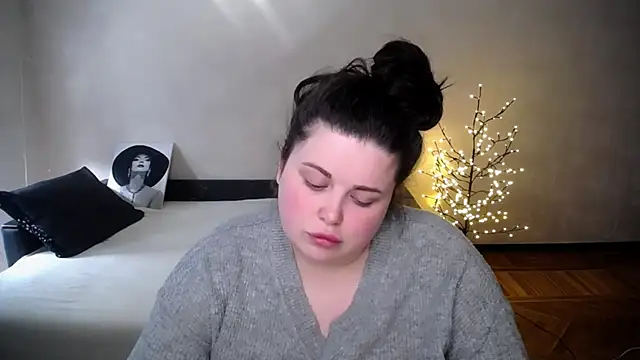 Chat XXX en directo de Emily_Mo