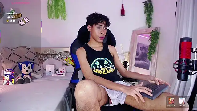 huge_armound Live XXX-chat