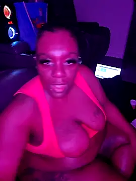 Thickkemzz41 – Live XXX-chat