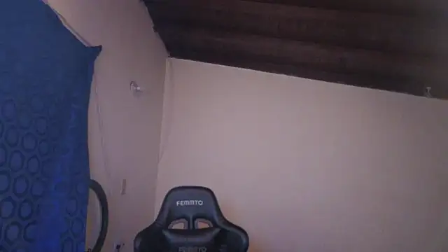 Show de angelitofemboy na webcam