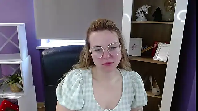 Zoey_Erotic Chat XXX in diretta