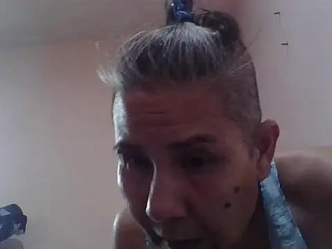 mariam1974's Live XXX Chat