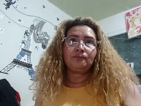 Perla1981--'s Live XXX Chat