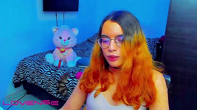 lillykittyyy Chat XXX live