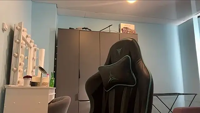 AndreeMerryman live XXX chat