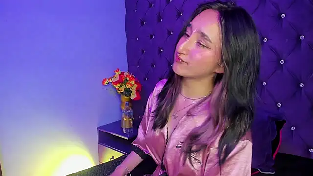 CharlotteStuart: онлайн-секс-чат